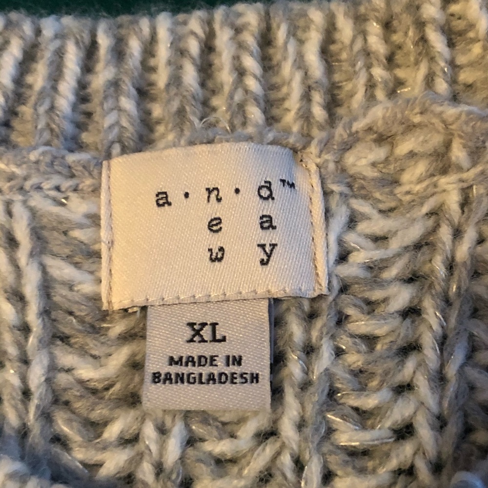 Sweater - Picture 2 of 3